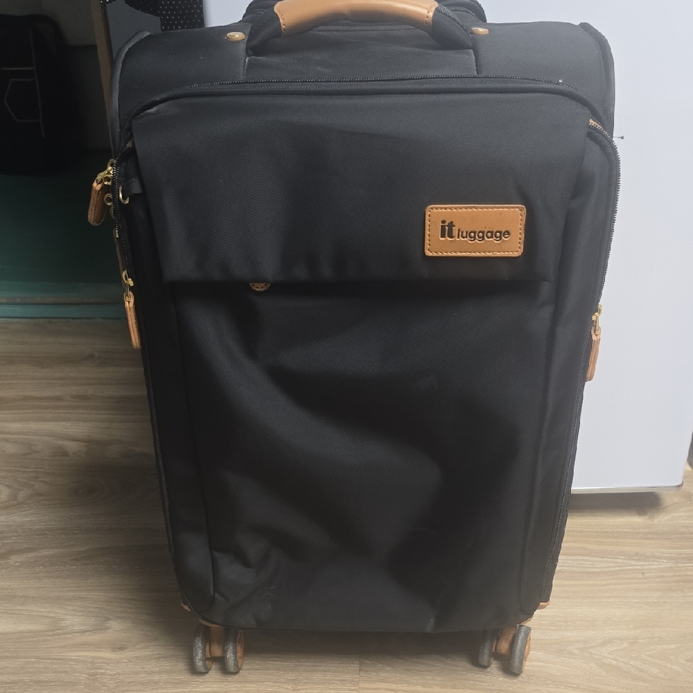 Perfect Carry On Size Bag
